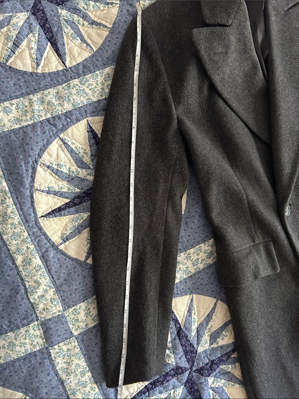 Dior Dark Gray Double-Breasted Wool Pea Coat - Picture 11 of 11
